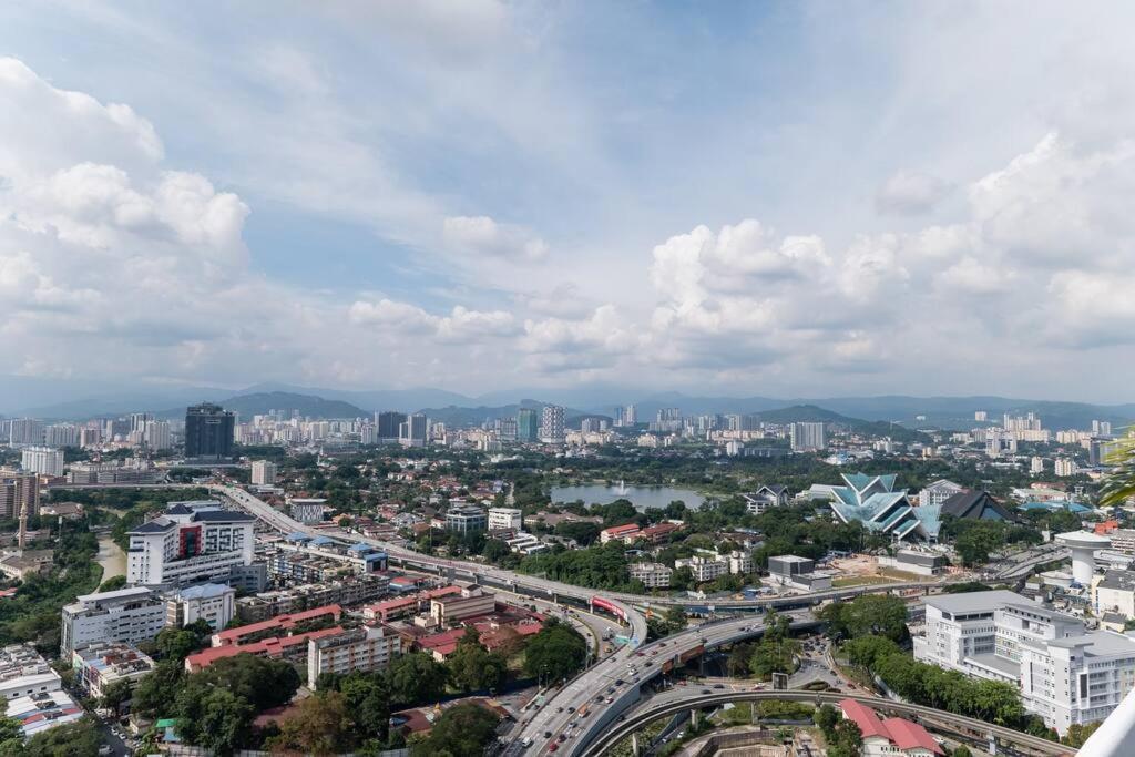 Tr Residence Lovely 3 Bedroom Unit 6Pax Next To Titiwangsa Lrt Kuala Lumpur Dış mekan fotoğraf